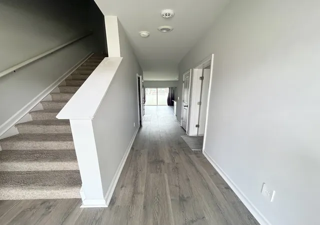 Photo 3 of Sale Pending at 807 Quinn Dr, Lebanon, TN 37087 | MLS# 3526750 | Listing updated on 2026-09-02