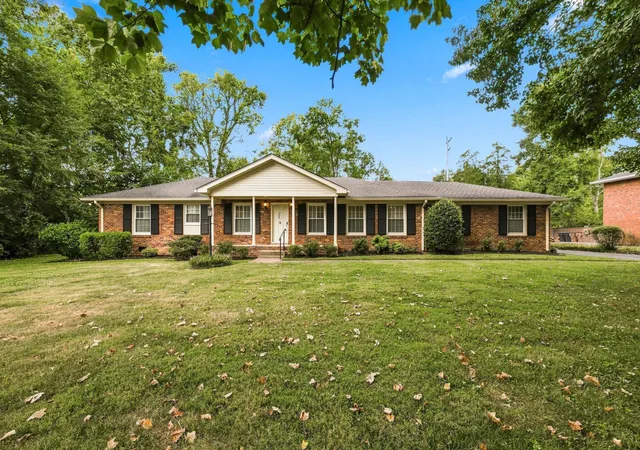 Photo 2 of Single family home for sale at 5321 Overton Rd, Nashville, TN 37220 | MLS# 3527552 | Listing updated on 2026-09-02
