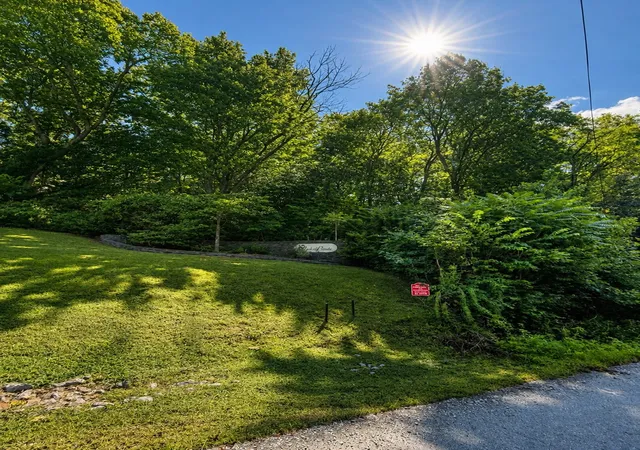 Photo 2 of Land for sale at 0 Harbor Pointe Lane, Smithville, TN 37166 | MLS# 3525707 | Listing updated on 2026-08-25