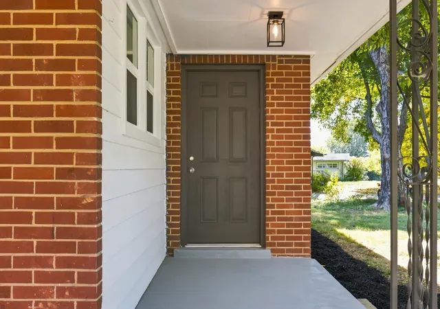 Photo 3 of Single family home for sale at 2910 Mavert Dr, Nashville, TN 37211 | MLS# 3527518 | Listing updated on 2026-09-19