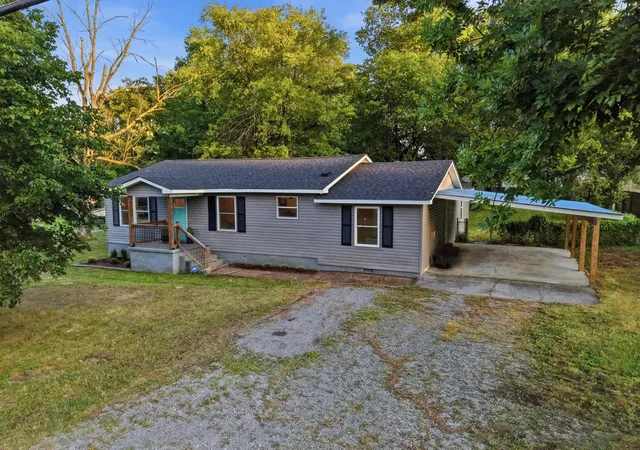 2nd image of 711 W James Avenue, Rossville, GA 30741 | MLS# 3520886