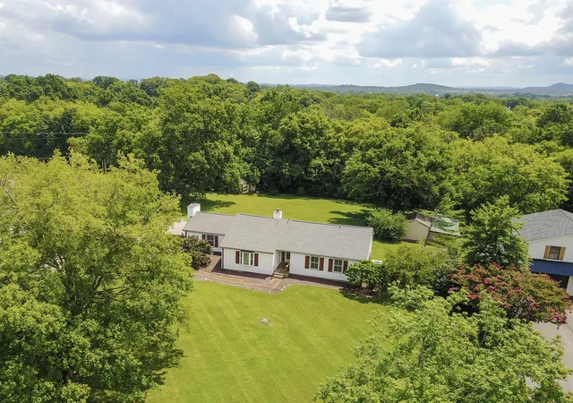 1st image of 1751 Old Hillsboro Rd, Franklin, TN 37069 | MLS# 3521055
