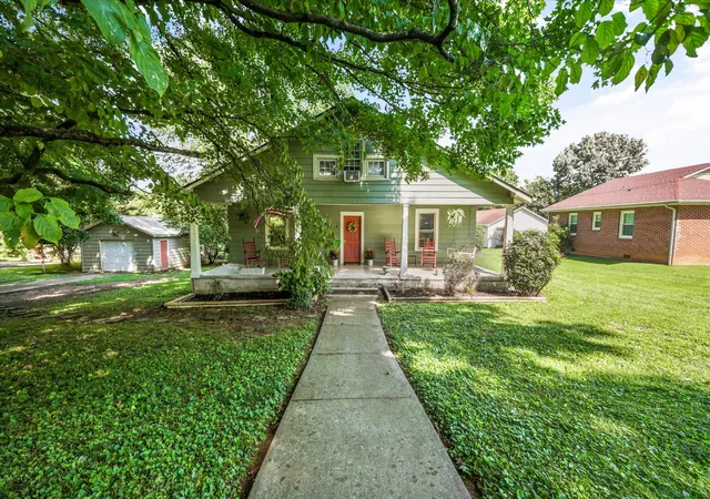 2nd image of 8 W Farrell St, Niota, TN 37826 | MLS# 3521048