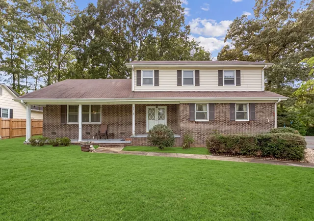 1st image of 204 Kaywood Ave, Tullahoma, TN 37388 | MLS# 3520915