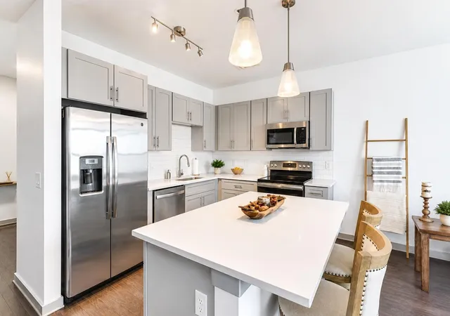 3rd image of 1638 54th Ave, Nashville, TN 37209