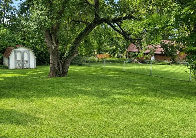 Photo 3 of Single family home for sale at 3024 Sunnyview Dr, Nashville, TN 37218 | MLS# 3521045 | Listing updated on 2026-08-29