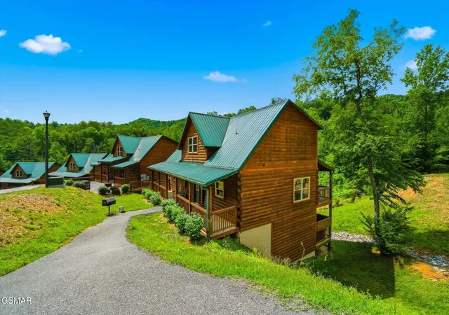 41st image of 2933 Fiddlers Creek Way, Pigeon Forge, TN 37863 | MLS# 3520950