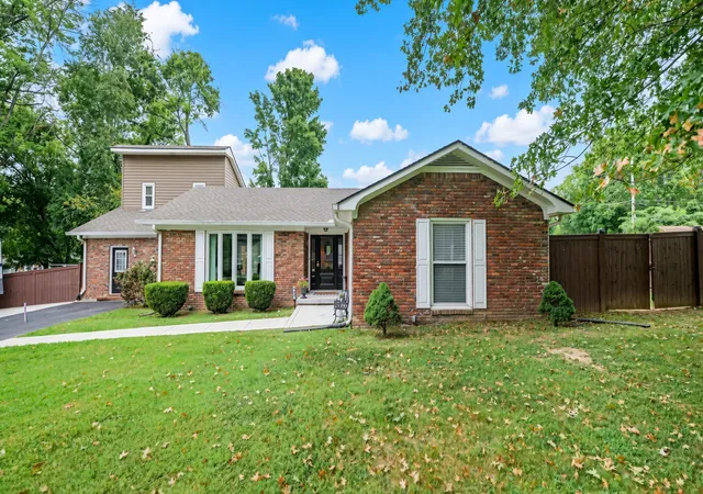 1st image of 224 Glenn Ave, Gallatin, TN 37066 | MLS# 3528003