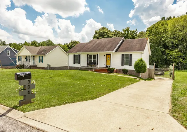 1st image of 306 Corbitt Ln, Springfield, TN 37172 | MLS# 3520967
