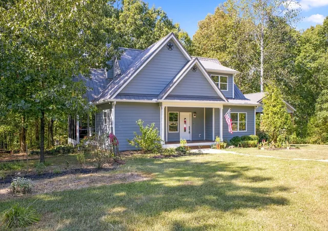 Photo 2 of Single family home for sale at 5521 Jackson White Rd, Franklin, TN 37064 | MLS# 3597421 | Listing updated on 2026-09-22