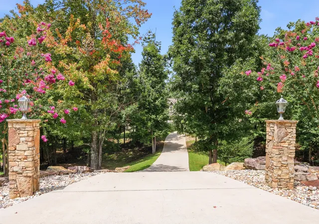 4th image of 1625 River Bluffs Dr, Jasper, TN 37347 | MLS# 3520978