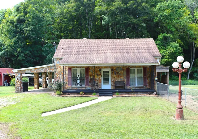 2nd image of 5131 Castleberry Hollow Rd, Cumberland Furnace, TN 37051 | MLS# 3521036