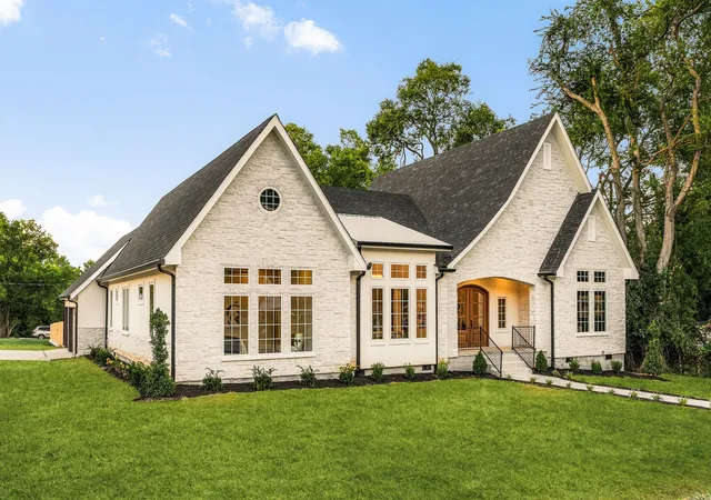 Photo 3 of Single family home for sale at 801 Virginia Ave, Nashville, TN 37216 | MLS# 3526745 | Listing updated on 2026-10-04