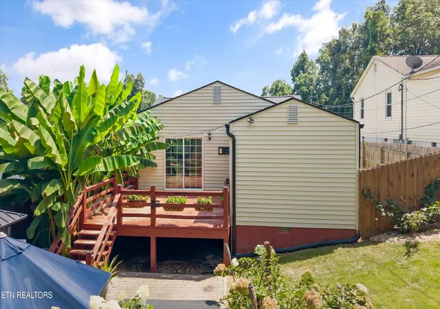 2nd image of 2951 Cecil Ave, Knoxville, TN 37917 | MLS# 3521049