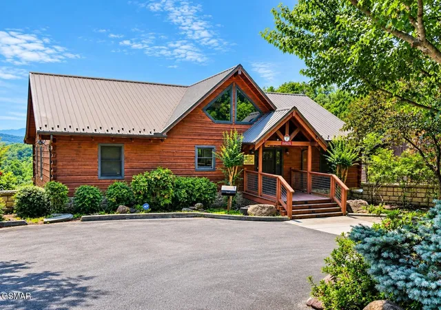 3rd image of 1959 Blackthorn Trail, Sevierville, TN 37876 | MLS# 3521072