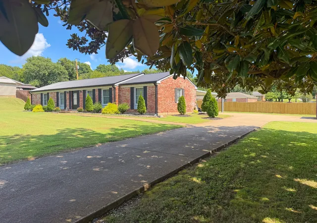 Photo 4 of Single family home for sale at 201 Glendale Dr, Pulaski, TN 38478 | MLS# 3530963 | Listing updated on 2026-09-02