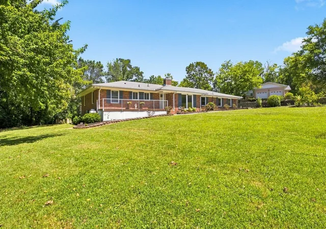 Photo 2 of Single family home for sale at 710 Tuckahoe Dr, Madison, TN 37115 | MLS# 3526741 | Listing updated on 2026-09-03