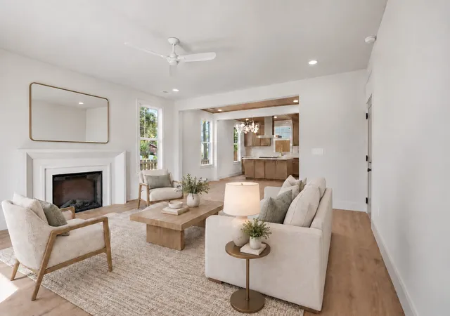 Photo 2 of Single family home for sale at 1010 Clemmons St, Nashville, TN 37210 | MLS# 3594308 | Listing updated on 2026-10-08