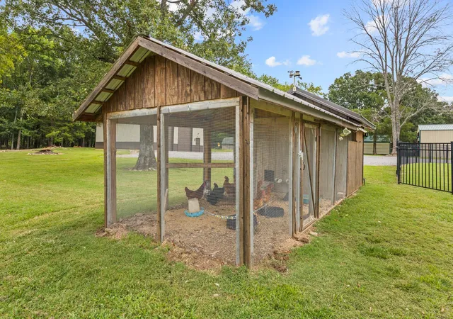 Photo 4 of Single family home for sale at 299 Karlee Dr, Lebanon, TN 37087 | MLS# 3526333 | Listing updated on 2026-09-21