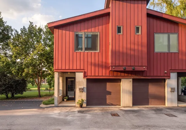 Photo 1 of Townhouse for sale at 318 Van Buren St, Nashville, TN 37208 | MLS# 3531402 | Listing updated on 2026-09-12