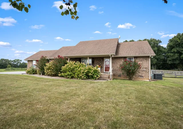 Photo 1 of Single family home for sale at 223 Rich Rd, Unionville, TN 37180 | MLS# 3526914 | Listing updated on 2026-08-28