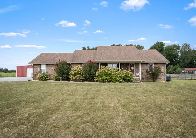 Photo 3 of Single family home for sale at 223 Rich Rd, Unionville, TN 37180 | MLS# 3526914 | Listing updated on 2026-08-28
