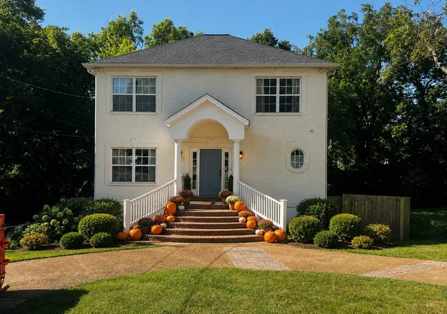 Photo 2 of Single family home for sale at 517 Elgin St, Nashville, TN 37211 | MLS# 3526448 | Listing updated on 2026-09-13