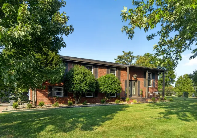 Photo 2 of Single family home for sale at 6534 Marauder Dr, Nashville, TN 37209 | MLS# 3526628 | Listing updated on 2026-08-31