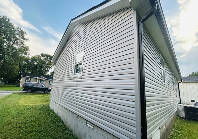 2nd image of 429 Fairground Hts, Shelbyville, TN 37160 | MLS# 3523688