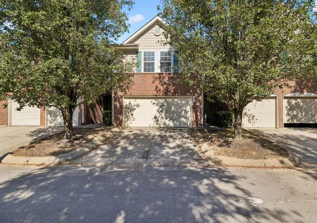 Photo 2 of Townhouse for sale at 504 Heath Pl, Smyrna, TN 37167 | MLS# 3541368 | Listing updated on 2026-09-04