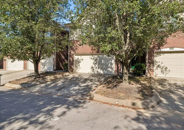 Photo 3 of Townhouse for sale at 504 Heath Pl, Smyrna, TN 37167 | MLS# 3541368 | Listing updated on 2026-09-04