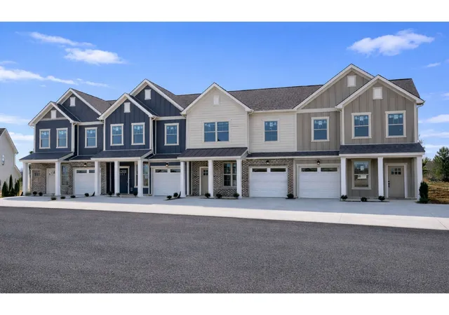 Photo 2 of Townhouse for sale at 361 Carver Connection, Lebanon, TN 37087 | MLS# 3610520 | Listing updated on 2026-10-04
