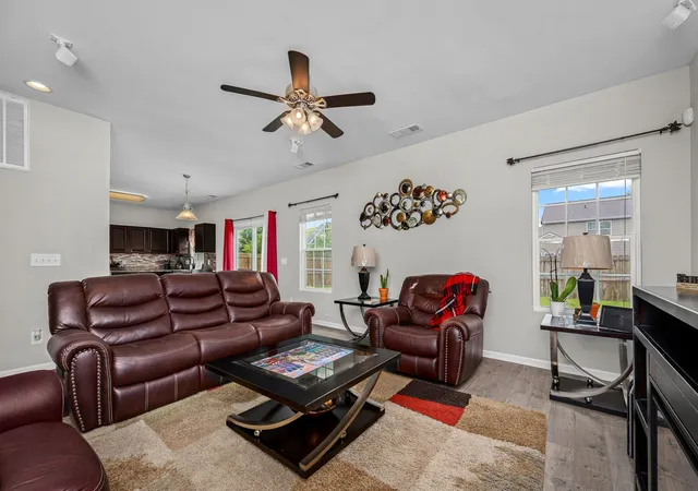 Photo 3 of Single family home for sale at 3032 Morning Mist Ct, Murfreesboro, TN 37128 | MLS# 3527230 | Listing updated on 2026-09-04