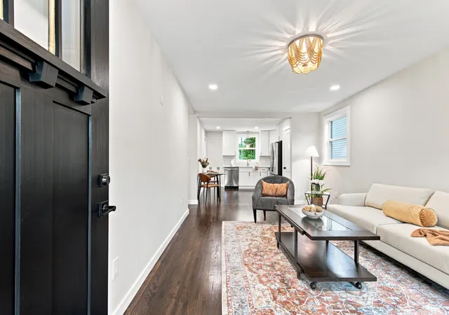 Photo 3 of Single family home for sale at 5820 Leslie Ave, Nashville, TN 37209 | MLS# 3529042 | Listing updated on 2026-10-08