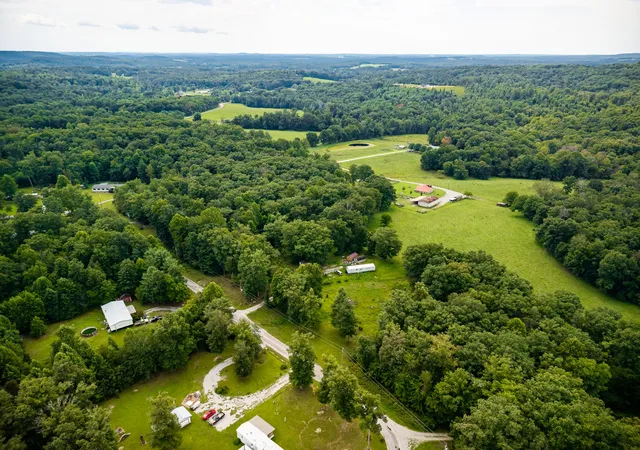 Photo 4 of Sale Pending at 540 Daymon Cir, Crossville, TN 38572 | MLS# 3526441 | Listing updated on 2026-09-22