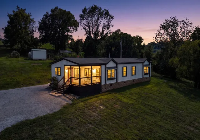 3rd image of 1478 Marble Hill Rd, Winchester, TN 37398 | MLS# 3524717