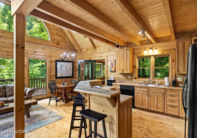 4th image of 6860 E Lamar Alex Pkwy, Townsend, TN 37882 | MLS# 3523745