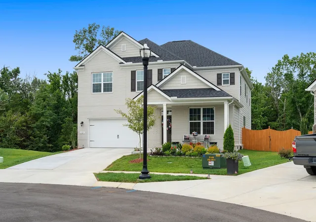 Photo 4 of Single family home for sale at 1127 Aster Pl, Mount Juliet, TN 37122 | MLS# 3528240 | Listing updated on 2026-08-31