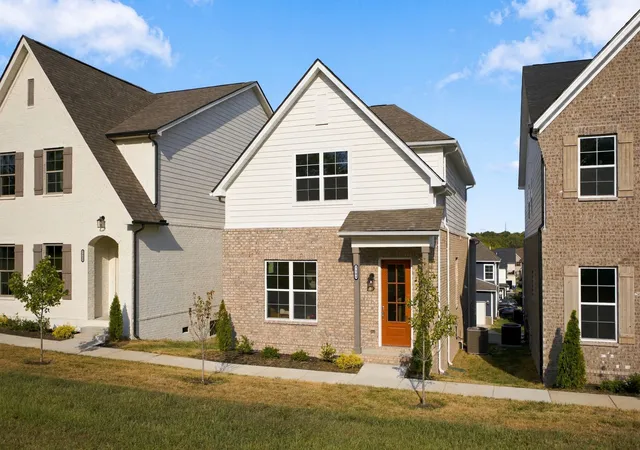 Photo 2 of Single family home for sale at 1109 Freeboard Aly, La Vergne, TN 37086 | MLS# 3526357 | Listing updated on 2026-10-07