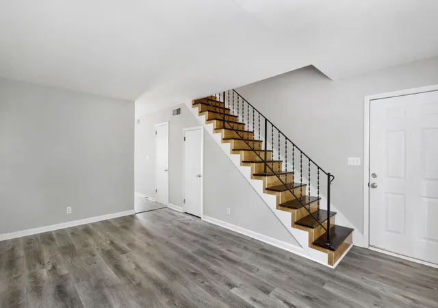3rd image of 1012 Hickory Hill Ln, Hermitage, TN 37076 | MLS# 3524676
