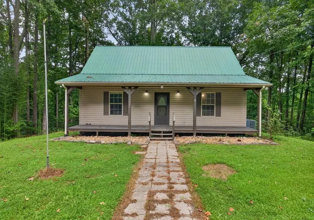 1st image of 147 Ray Ln, Gainesboro, TN 38562 | MLS# 3523781