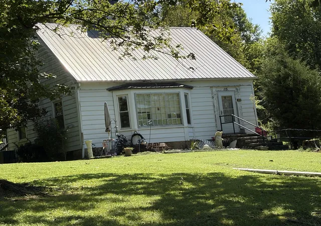 1st image of 115 Sunset Dr, Pulaski, TN 38478 | MLS# 3524746