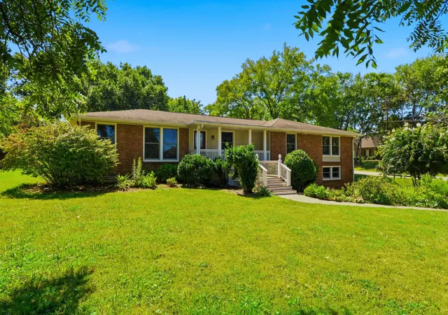 Photo 1 of Single family home for sale at 7875 Hwy 100, Nashville, TN 37221 | MLS# 3526554 | Listing updated on 2026-09-07