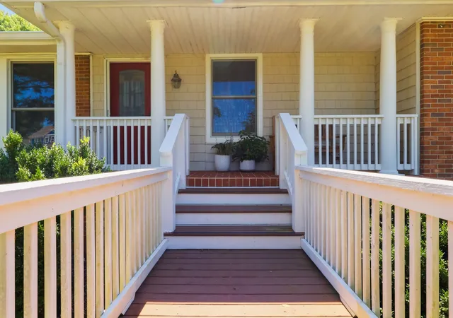 Photo 4 of Single family home for sale at 7875 Hwy 100, Nashville, TN 37221 | MLS# 3526554 | Listing updated on 2026-09-07