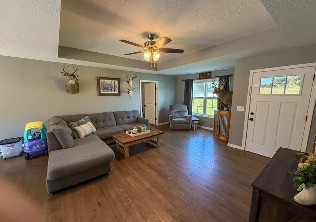 Photo 3 of Single family home for sale at 290 E Carter Rd, Portland, TN 37148 | MLS# 3524752 | Listing updated on 2026-08-24