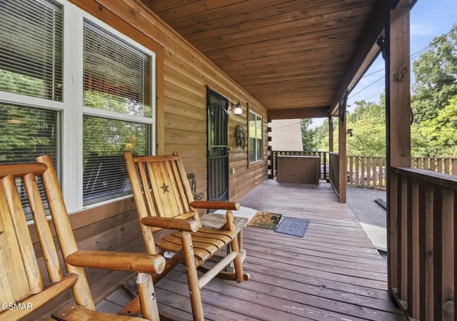 Photo 4 of Single family home for sale at 440 Oak Sky Way, Sevierville, TN 37876 | MLS# 3524719 | Listing updated on 2026-10-15
