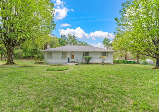 1st image of 126 Hicks Ln, Rockwood, TN 37854 | MLS# 3525529
