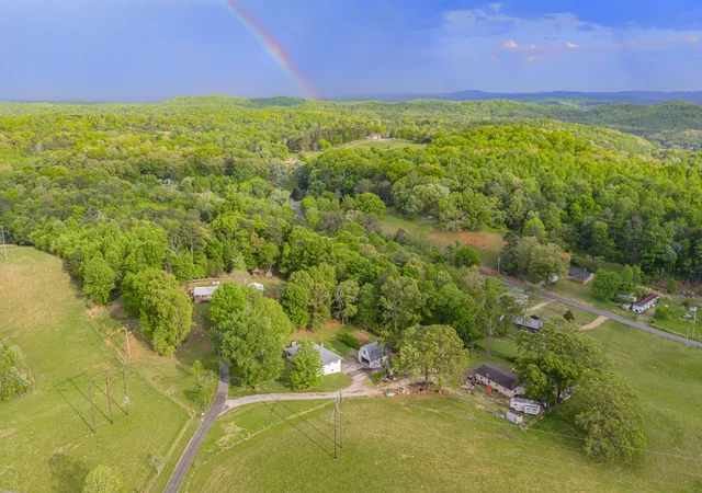 5th image of 126 Hicks Ln, Rockwood, TN 37854 | MLS# 3525529