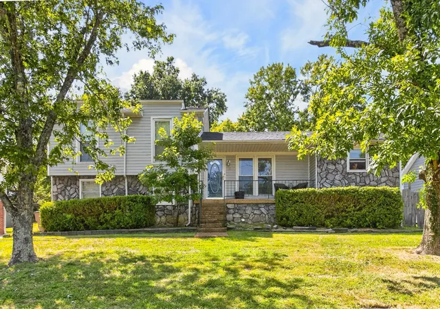 Photo 1 of Single family home for sale at 218 Cedarview Dr, Antioch, TN 37013 | MLS# 3530402 | Listing updated on 2026-09-06
