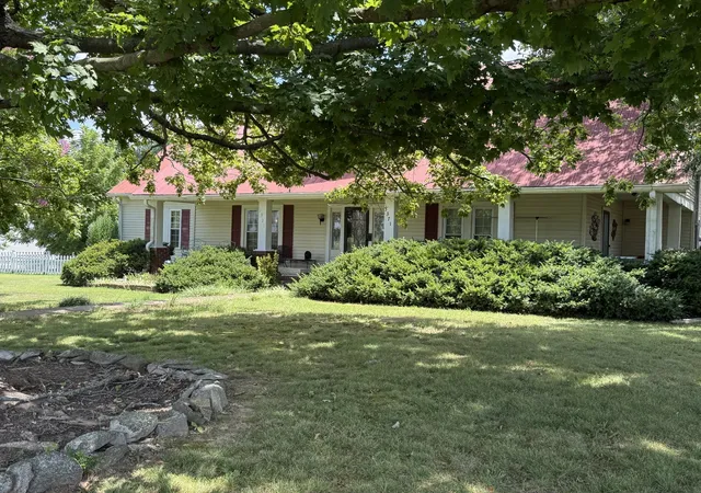 Single family home for sale at 3371 Hwy 76, Cottontown, TN 37048 | MLS# 3525603 | Listing updated on 2026-10-05
